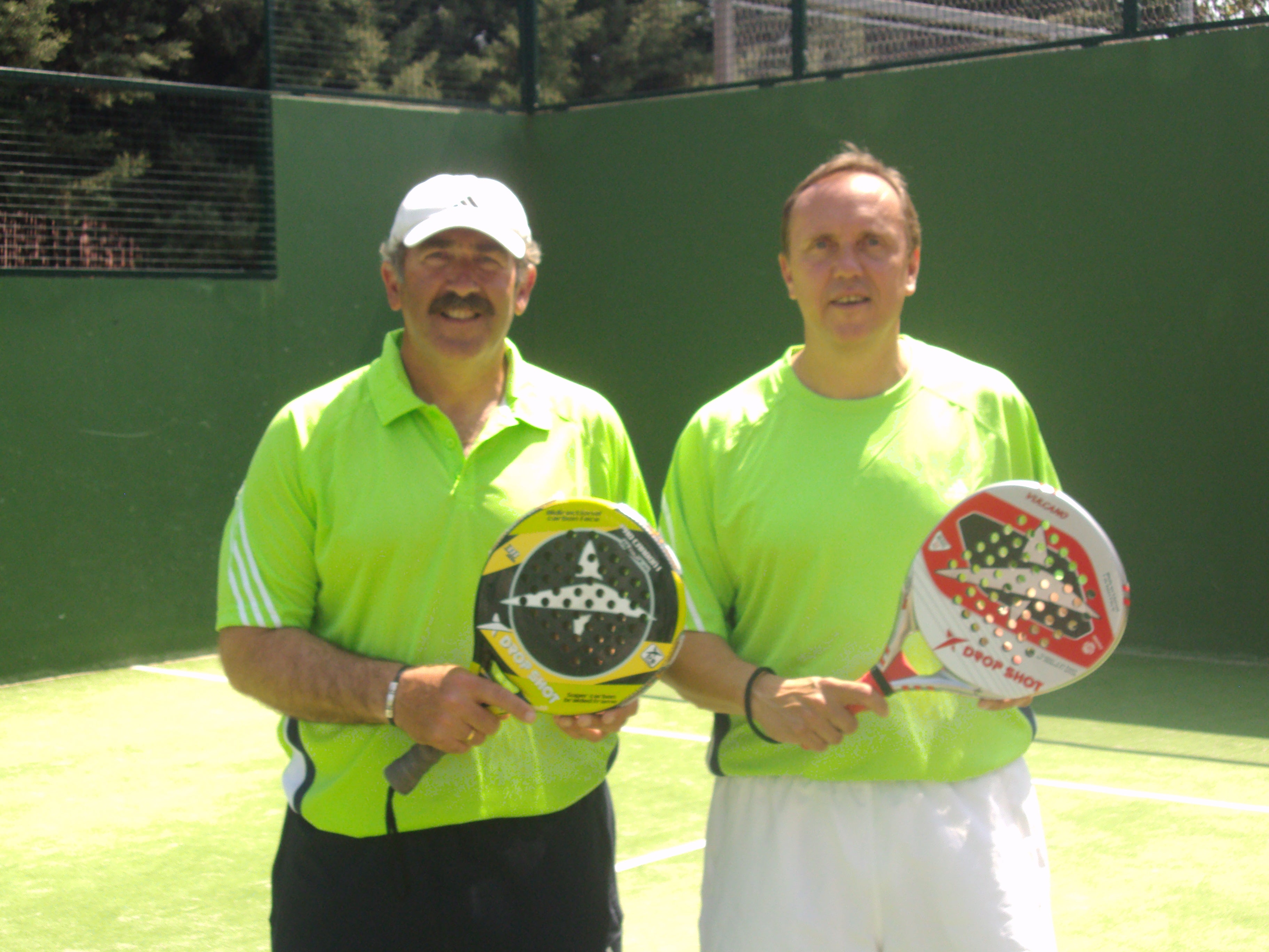 Dezeo, al a izquierda, seleccionador nacional