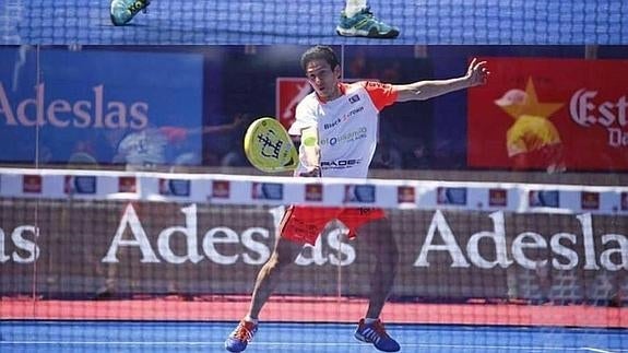 Adrián Blanco comienza una nueva etapa con Uri Botello