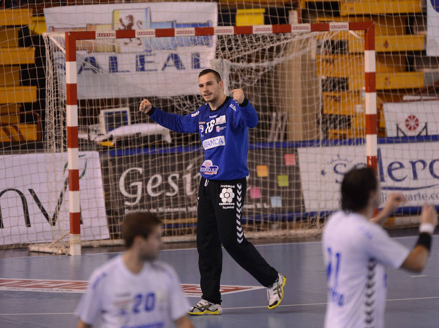 El meta serbio, el mejor de la Asobal para los aficionados.