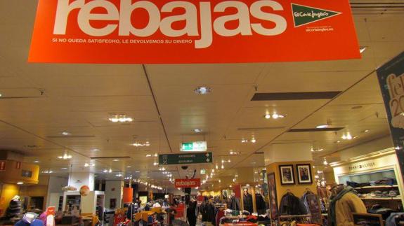 El Corte Inglés amplia su plantilla de cara a las rebajas de verano que se inician el día 1 de julio