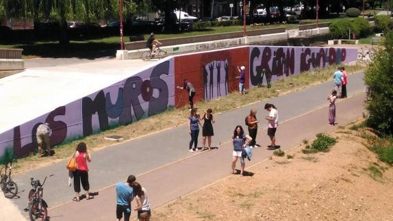 Imagen del nuevo mural en la rampa del Bernesga.