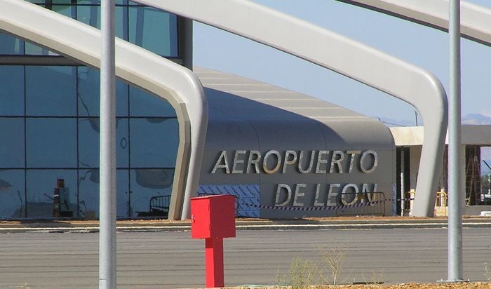 Aeródromo de la Virgen del Camino. 