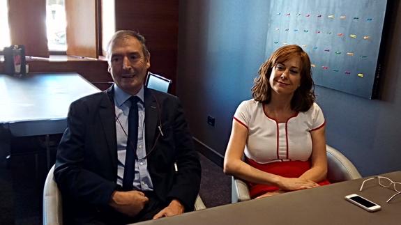 El ex presidente del Senado, Juan José Laborda, durante su participación en el Foro Nueva Comunicación en Ponferrada.