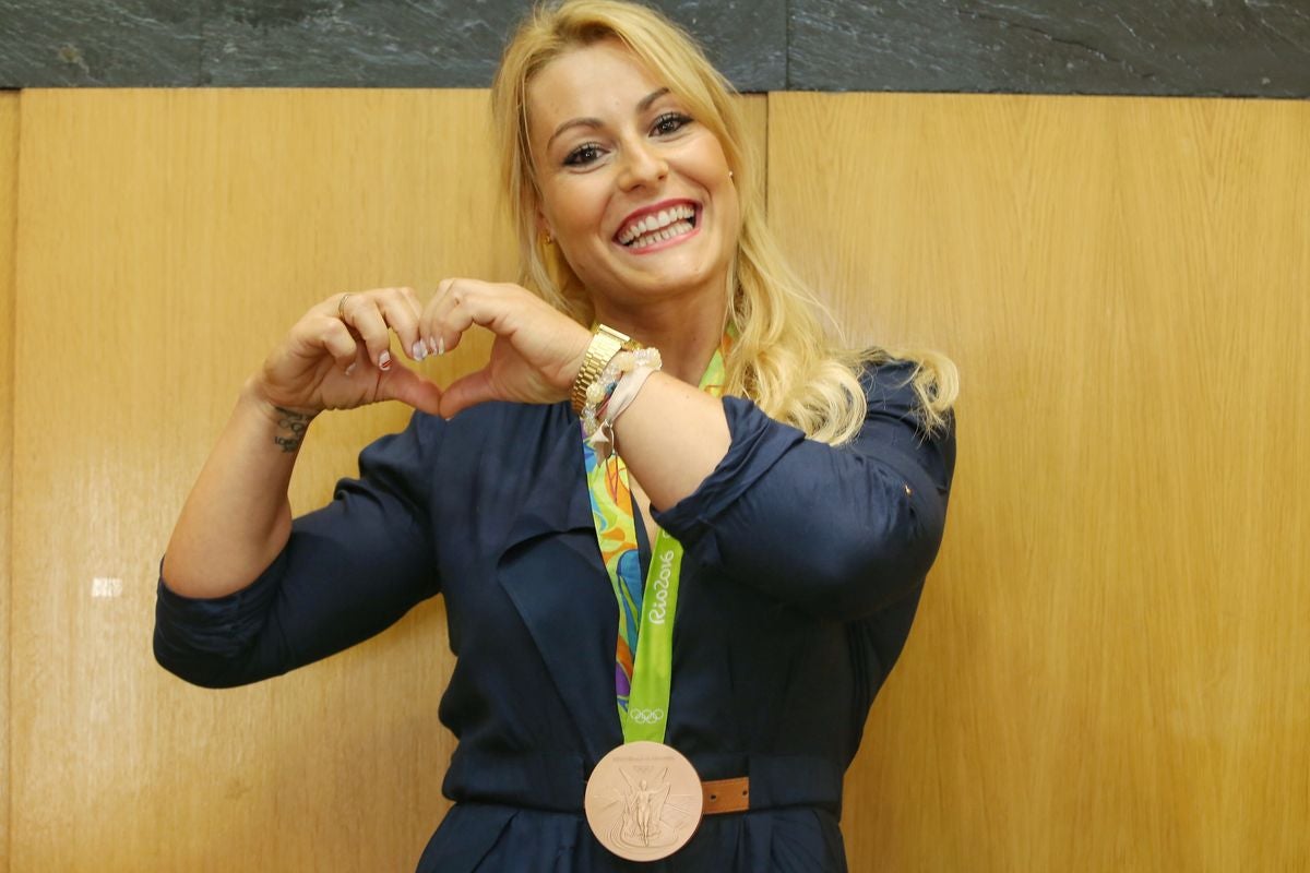 Lydia Valentín, feliz, durante su homenaje.