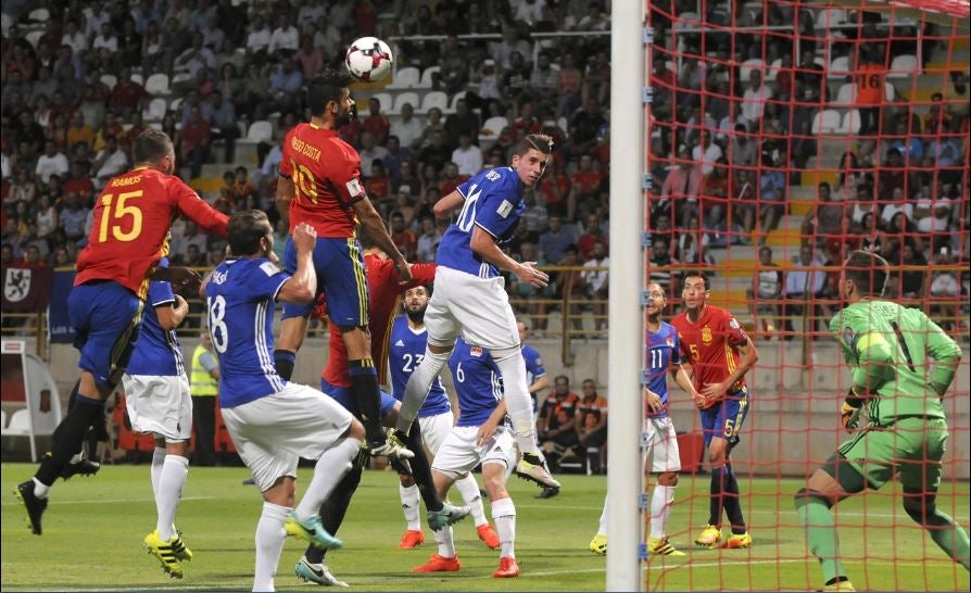 Diego Costa se reconcilió con el gol en León.