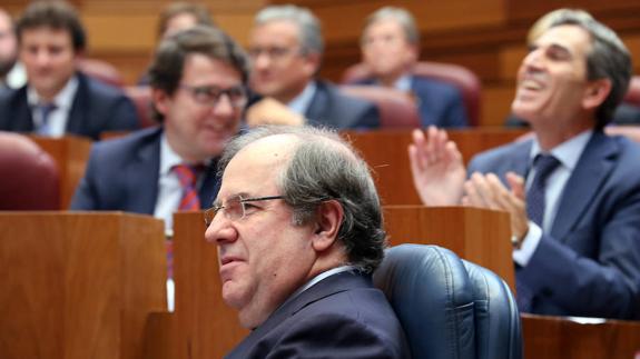 Herrera asegura que seguirá adoptando medidas en apoyo de las comarcas mineras y reclamando el compromiso del Gobierno