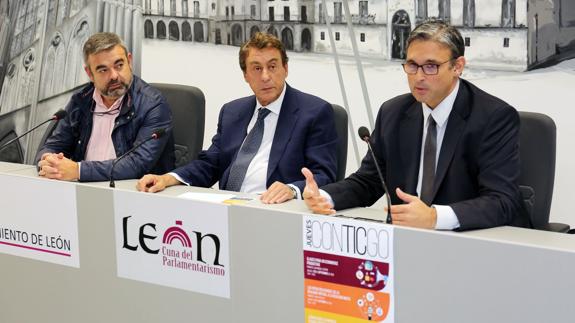 El presidente de Aletic explica las jornadas.