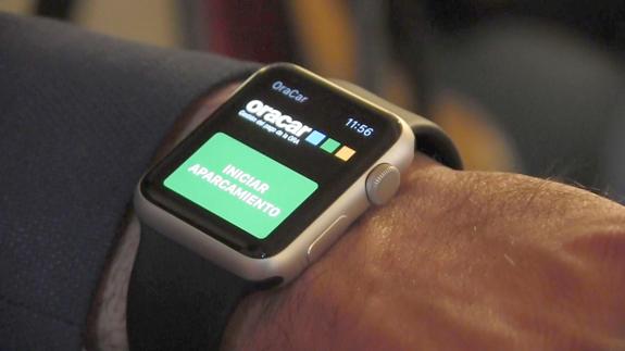 Un Smartwatch con el sistema Oracar.