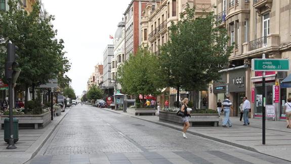 Imagen de la avenida Ordoño II.