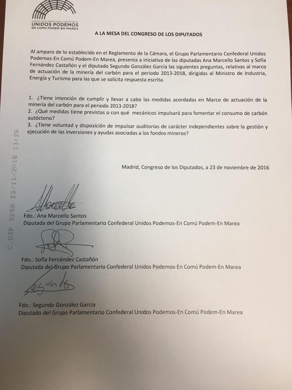 Escrito presentado por los diputados de Unidos Podemos.