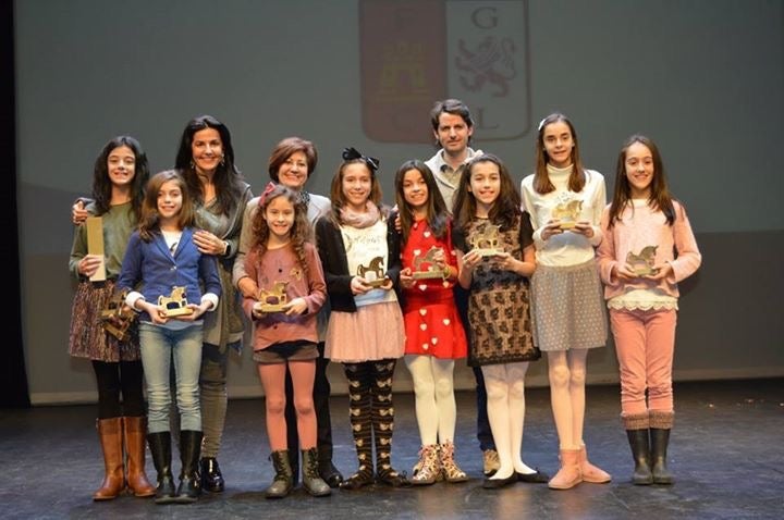 Las niñas del Ritmo también recibieron su reconocimiento.