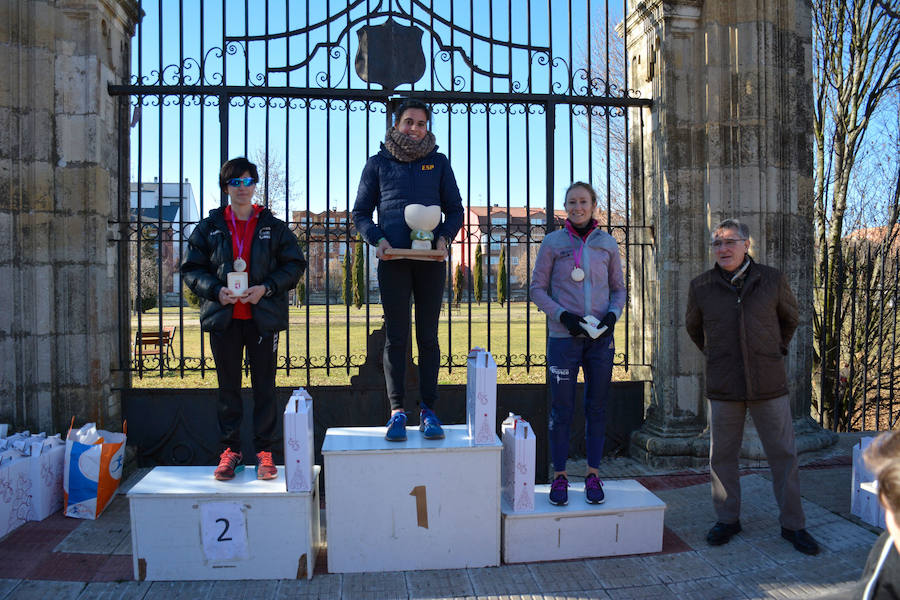 Victoria Salvadores, en lo alto del podio.