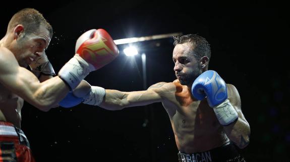 Tejada, durante el combate en La Coruña.