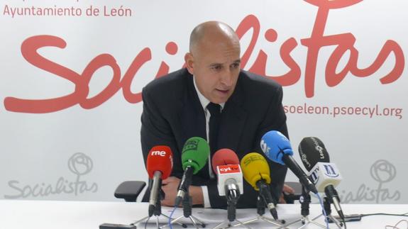 José Antonio Diez, durante una rueda de prensa.