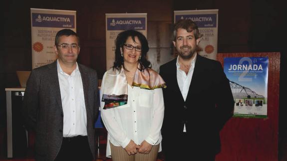 Teresa Mata ha inaugurado en Santa María del Páramo una jornada profesional organizada por la Empresa Oxital.