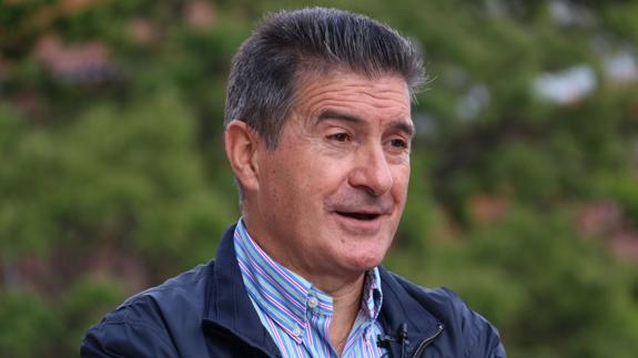 Manolo Cadenas, durante la entrevista con leonoticias.