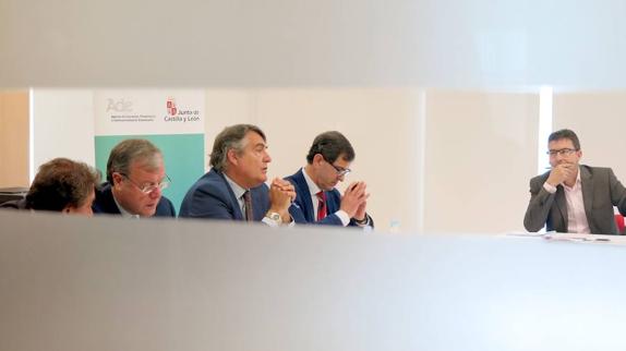 Momento de la reunión mantenida en el Parque Tecnológico. 