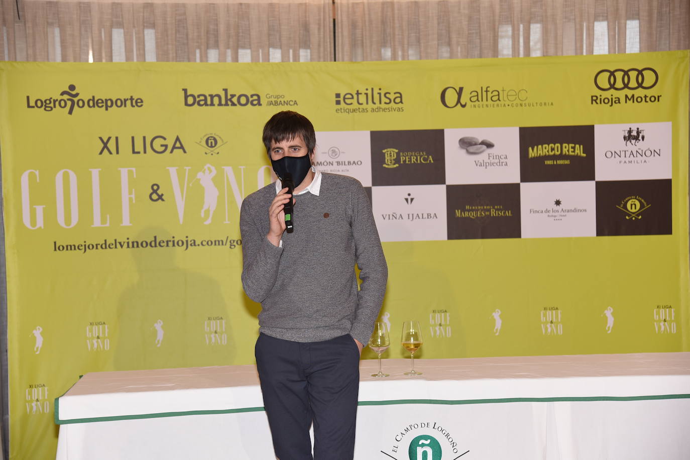 Entrega de premios a los ganadores del Torneo Viña Ijalba, de la Liga de Golf y Vino.