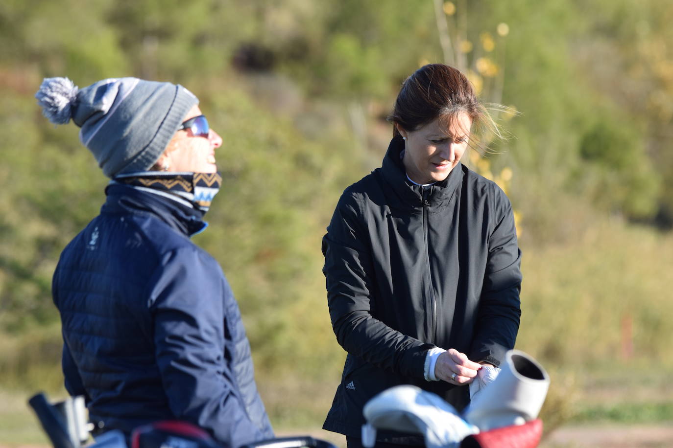 Los participantes en el torneo Finca Valpiedra, de la Liga de Golf y Vino, disfrutaron de un gran día en El Campo de Logroño.