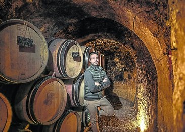 Calado al que Eduardo Eguren lleva sus vinos en el periodo de crianza y maduración.