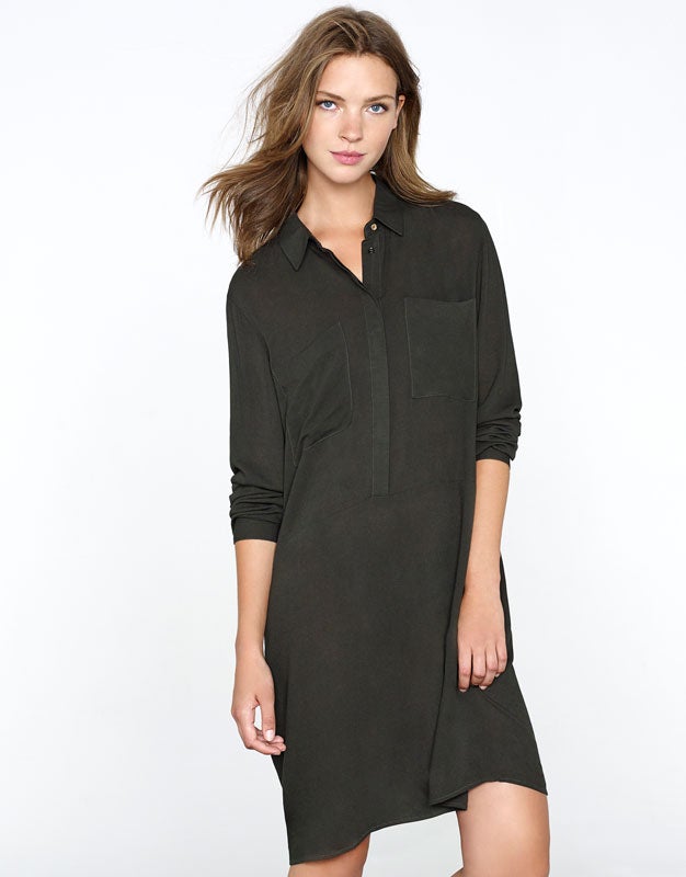 Este modelo camisero pasa de 17.99 a 12.99€.