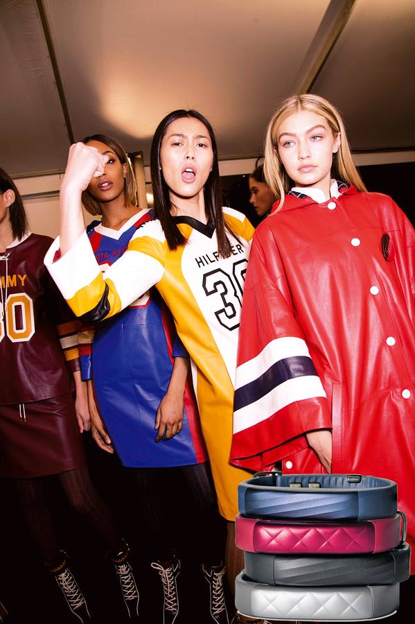 Si no quieres que tu propósito de ponerte en forma se quede solo en eso, un propósito, apuesta por una pulsera que, además de contar tu actividad físisca y ritmos de sueño, sea fashion.