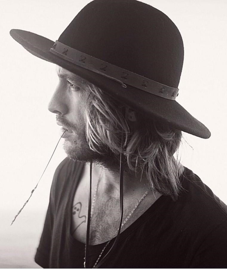 Adrián Roma es el vocalista de la banda de rock asturiana Marlon.