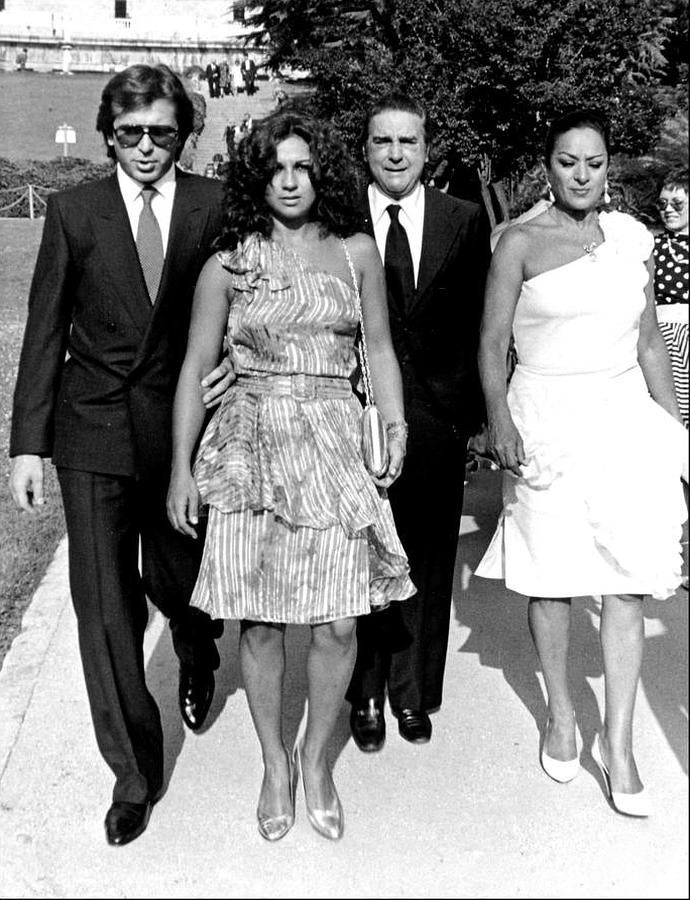 En la boda de su hija Lolita, 'La Faraona' dijo una de las frases más memorables que se le recuerda a la miltitud que se agolpaba en la puerta de la Iglesia: "mi hija no se puede casar así, si me queréis, ¡'irse, irse'!"