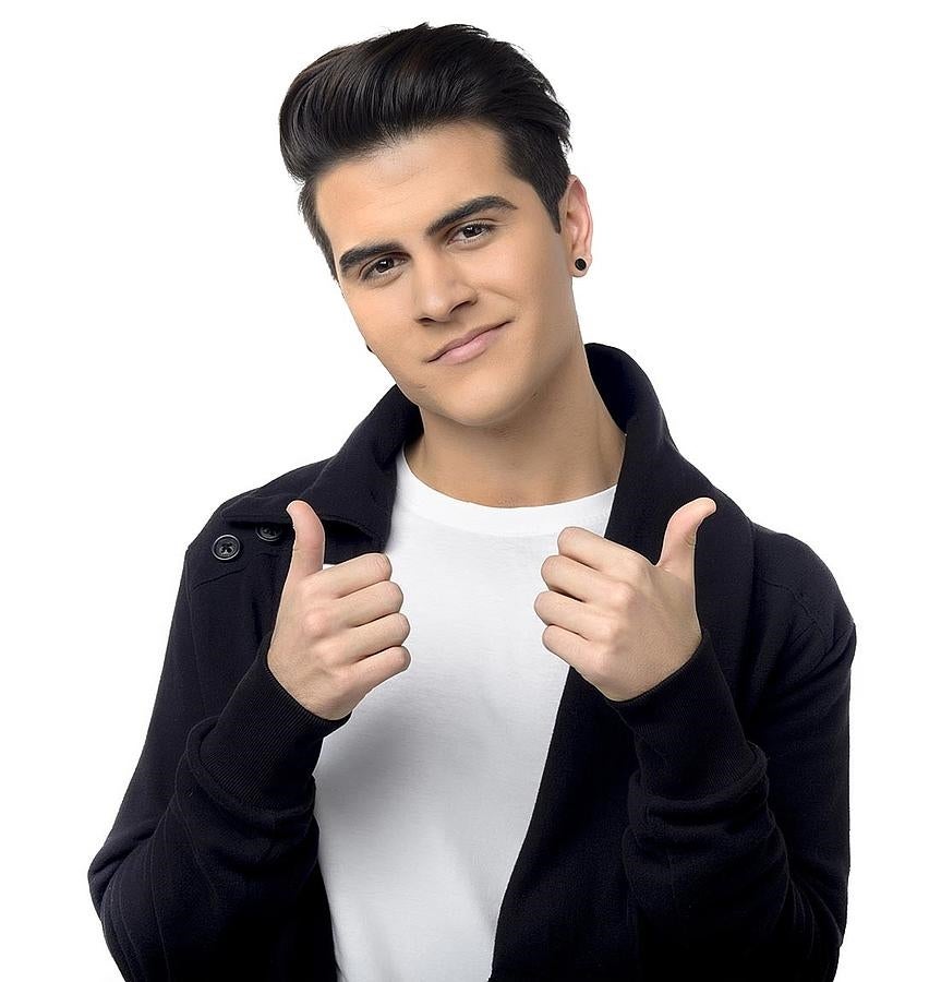 Maverick (Castellón, 1996) defenderá ‘Un mundo más feliz’, de Juan Magán, Darlyn Cuevas ‘DCS’ y Luiggi Giussepe Olivares. Maverick interpreta un vibrante tema escrito y producido por Juan Magán, uno de los Dj’s, productores e intérpretes de mayor éxito mundial y figura clave para entender la floreciente escena dance actual. ‘Un mundo más feliz’ es una celebración, un tema con ritmo y luminosidad a través de esa fórmula que ha reinventado el sonido latino convirtiéndolo en tendencia en todos los rincones del planeta.