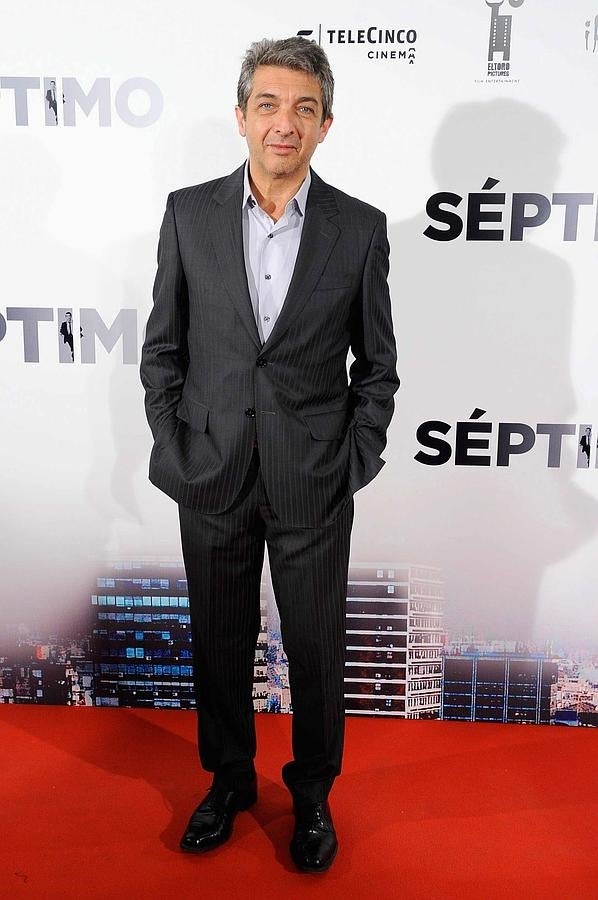 El actor, en una imagen de 2014, con look clásico con traje de raya diplomática.