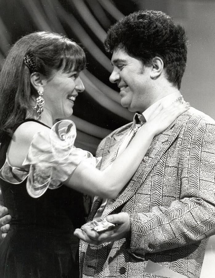 Esta foto demuestra que, entre Carmen Maura y Pedro Almodóvar hubo tiempos mejores que los actuales.
