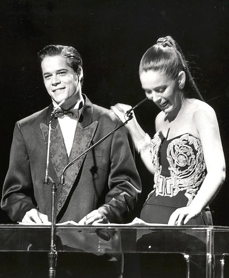 Jorge Sanz y Lydia Bosch fueron compañeros de entrega de uno de los 'cabezones' de ese año.