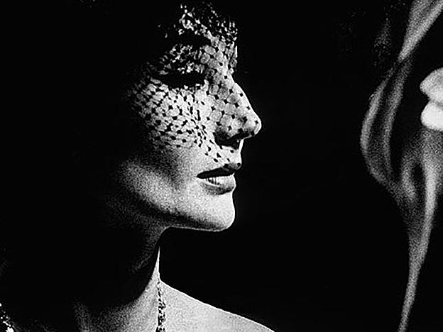 Jacqueline de Ribes, 1961. Fotografía atribuída a Raymundo de Larrain