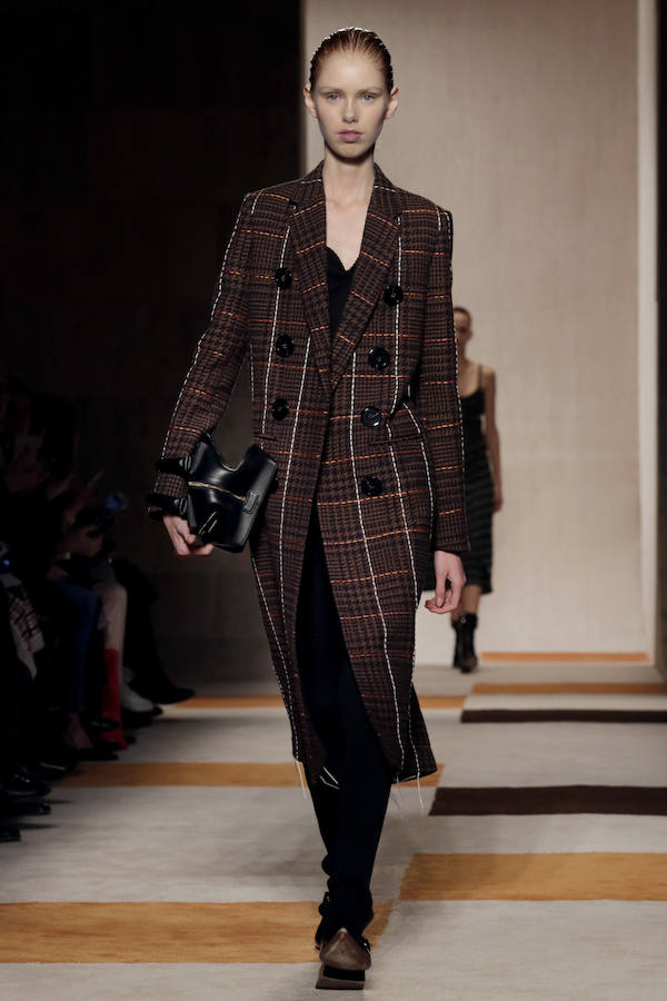 El estilo 'british' de la diseñadora queda reflejado en looks como este