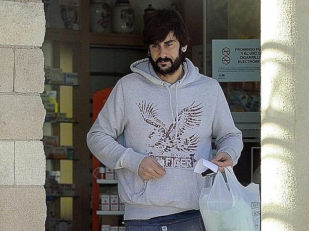 Melendi, feliz tras su tercera paternidad.