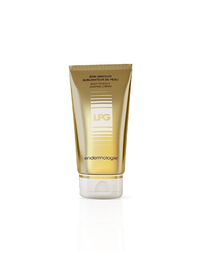 La primera CC Cream corporal: adelgazamiento y perfección. Una fórmula altamente concentrada en activos adelgazantes que camufla las imperfecciones cutáneas, favorece la eliminación de grasa, alisa el aspecto de la celulitis, perfecciona el aspecto de la piel… (Precio: a partir de 65€, 150 ml, en centros estéticos con aparatología de LGP).