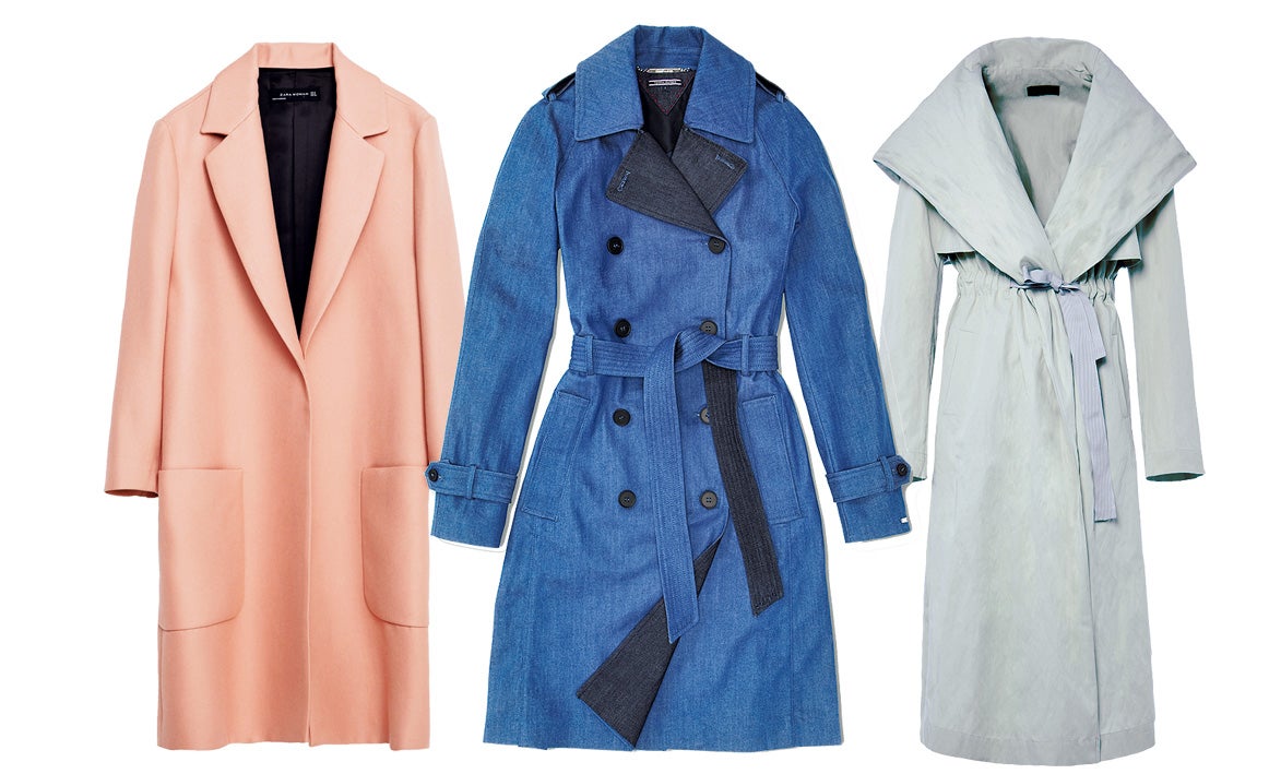 La moda ya no entiende de temporadas. Igual que podemos ver sandalias en los desfiles de invierno, también vemos abrigos en los de verano. Eso sí, con materiales y cortes adaptados a temperaturas más cálidas. Son la prenda perfecta para la transición hacia la primavera. (Zara, Adolfo Dominguez, Tommy Hilfiger).