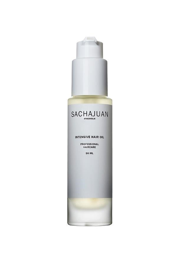 Suaviza el cabello, le da brillo y cuerpo, lo protege del calor del secador y las planchas y le proporciona salud gracias a sus ingredientes: aceite de argan (suaviza y da brillo), aceite de girasol (añade suavizad extra), extracto de romero (antiséptico) y aceite de espino amarillo, que contiene mucha vitamina C, que es antioxidante. (Precio: 56€, en Laconicum).