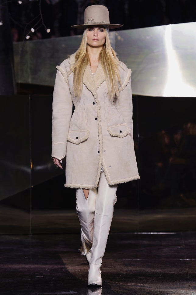 Los abrigos se convierten en protagonistas.