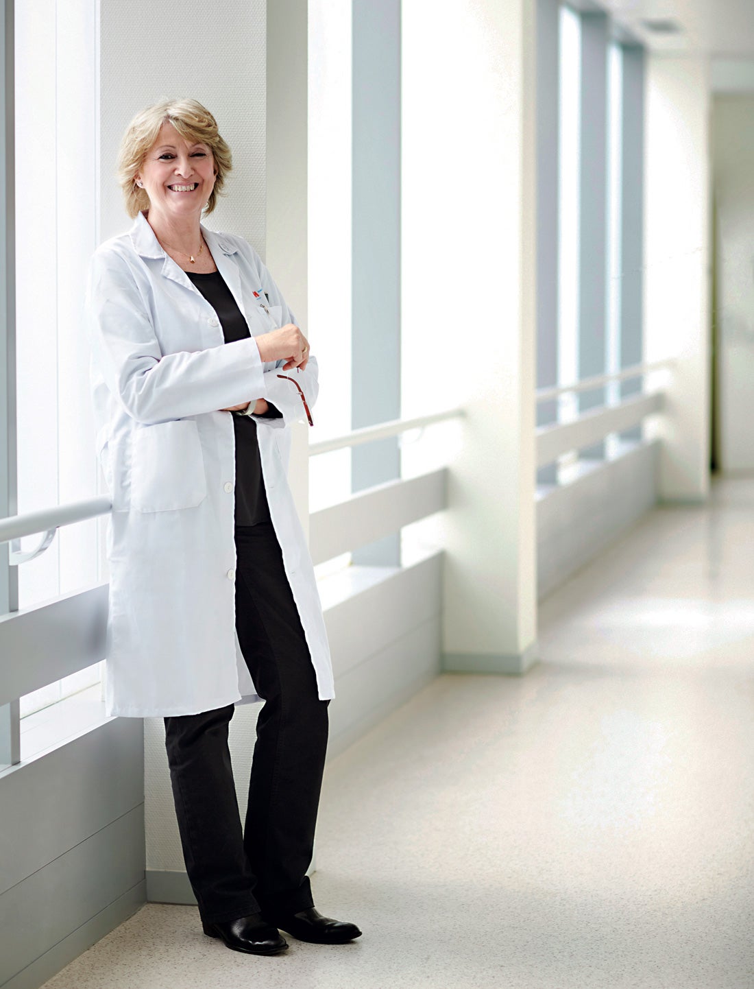 Estilismo: José Herrera. Maquillaje y peluquería: Carminia Albornoz (Talents) para M·A·C y Aveda.