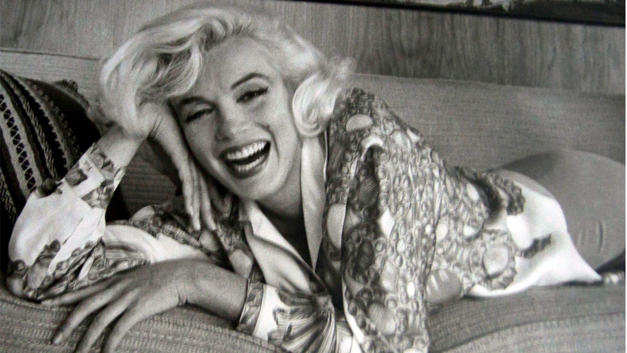 Marilyn Monroe fue una de las actrices estadounidenses de cine más populares del siglo XX, considerada como un ícono pop y un símbolo sexual.