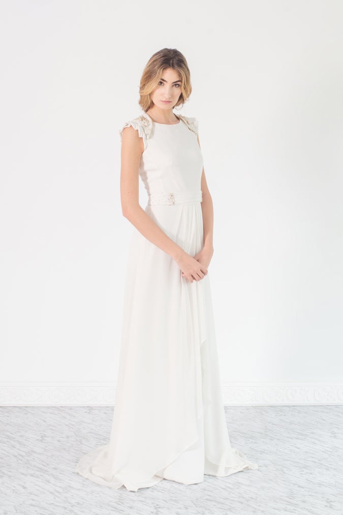 ¿Te imaginas a Sara Carbonero casándose con un diseño como este de Beba's Closet? Nosotros sí...