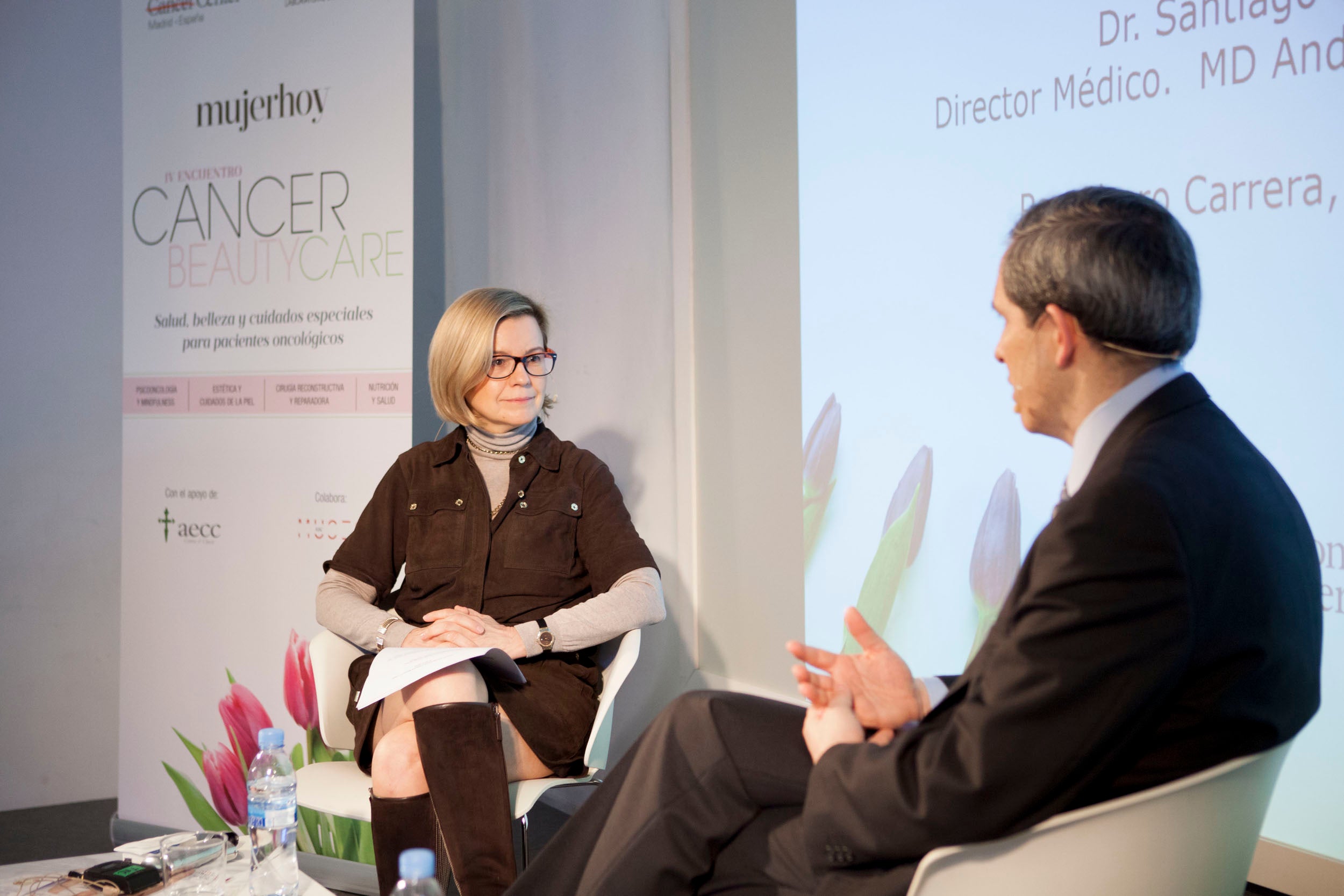La directora de Mujerhoy, Charo Carrera, fue la encargada de inaugurar la cuarta edición de Cancer Beauty Care, un encuentro patrocinado por MD Anderson Cancer Center Madrid y La Roche-Posay, con la colaboración de AECC.