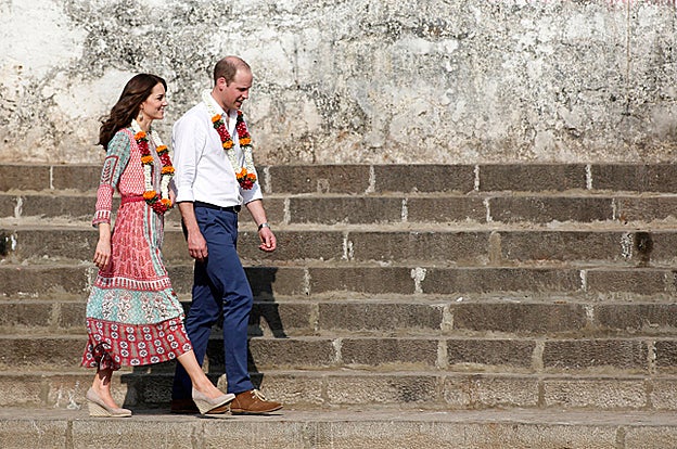 Los Duques de Cambridge, complicidad en la India ajenos a las quejas sobre ellos en Gran Bretaña.