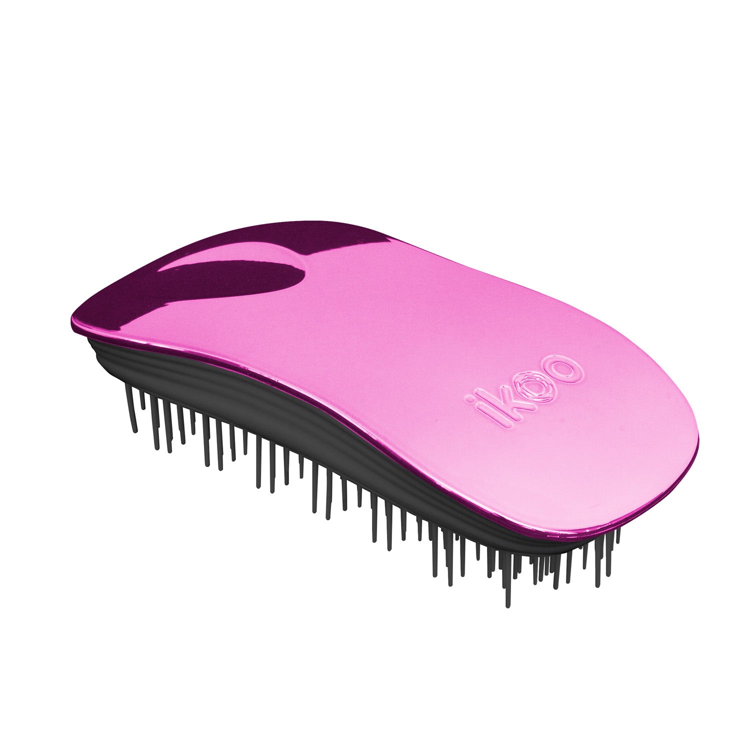 El cepillo que no solo desenreda el pelo, sino que también estimula el flujo de energía. Con su forma ergonómica, encaja perfectamente con la forma de la mano y reparte la presión. Masajea el cuero cabelludo y los meridianos energéticos de diferentes zonas simultáneamente. (21,95€).