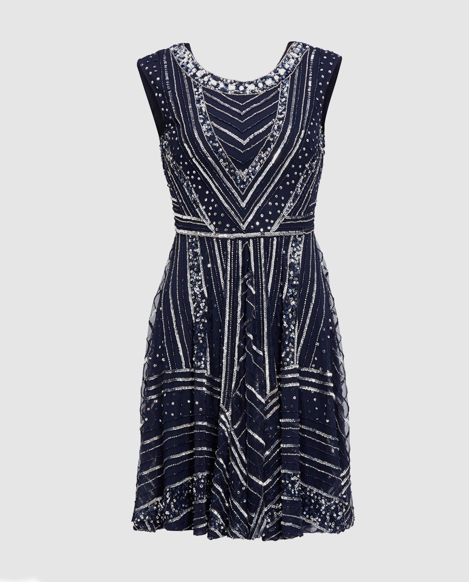 Para las amantes de los brillos, este modelo de la firma Gina Bacconi disponible en El Corte Inglés (Precio: 320 euros).