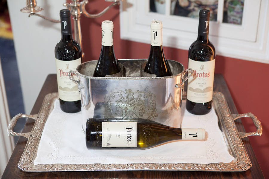 Los vinos Gran Reserva de la bodega de Protos que se sirvieron durante el showroom de lujo organizado por Mujerhoy en el Palacio Duarte Coelho de Madrid