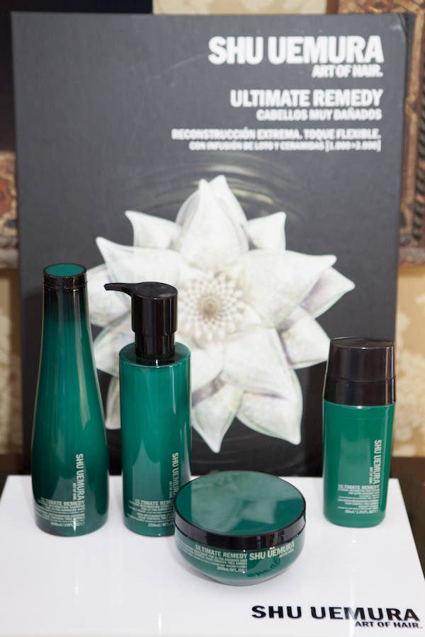 Los tratamientos de cabello Shu Uemura, la manifestación más premium del lujo japonés con productos para el cuidado del cabello a través de ingredientes preciosos y naturales magnificados gracias a la ciencia.