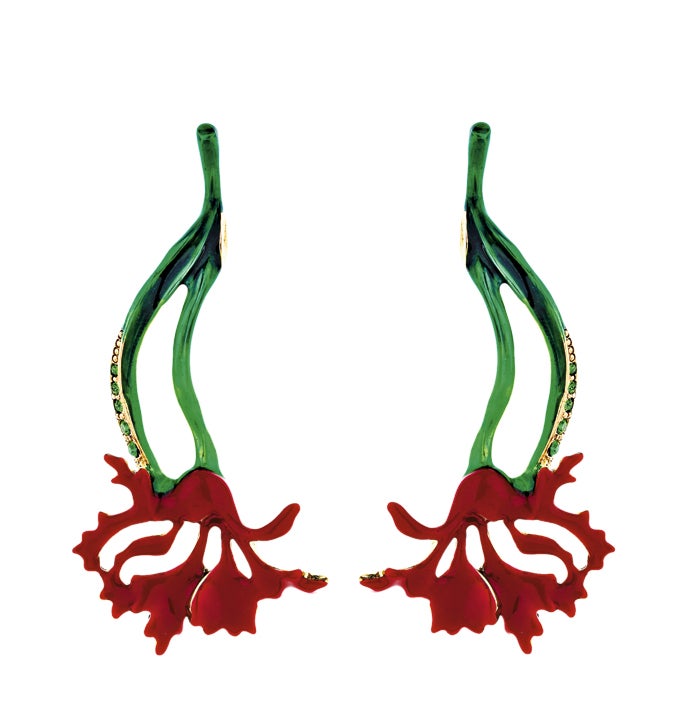 Pendientes de Oscar de la Renta.(C.P.V).