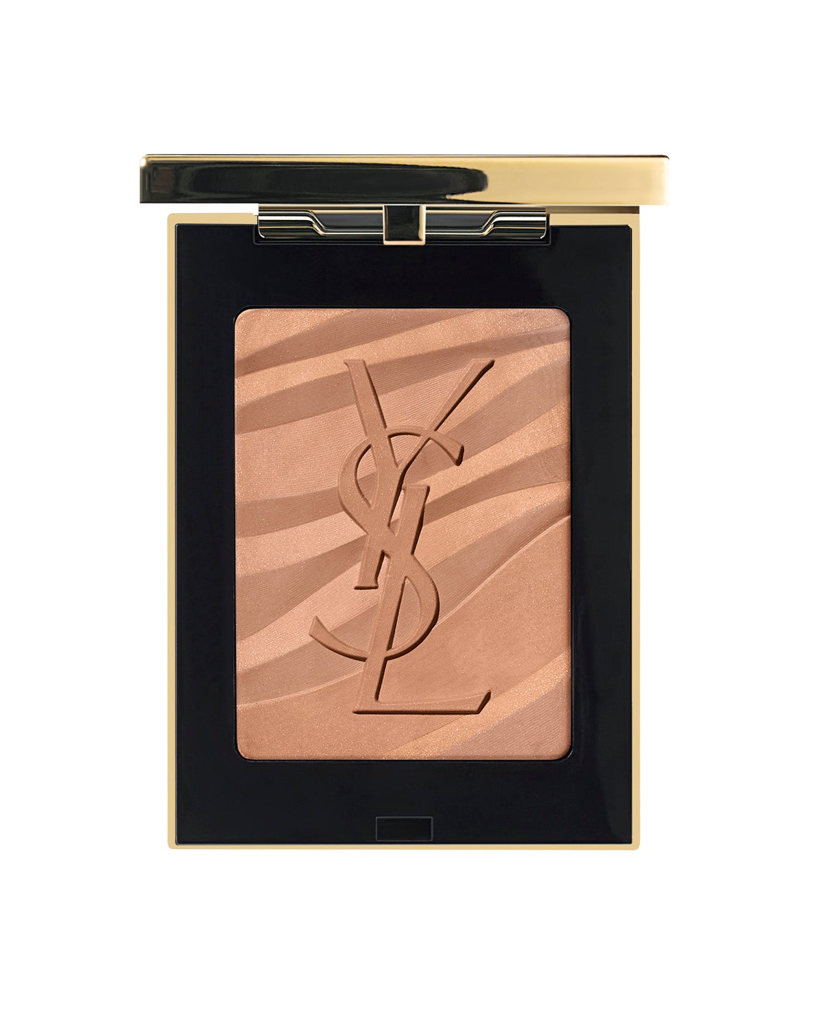 Polvos en crema de textura ligera y extremadamente lisa al tacto. Ofrecen una cobertura ligera y un aspecto natural. Disponibles en tres tonos, se pueden aplicar directamente o sobre el fondo de maquillaje. Incluye brocha. (50,20€).